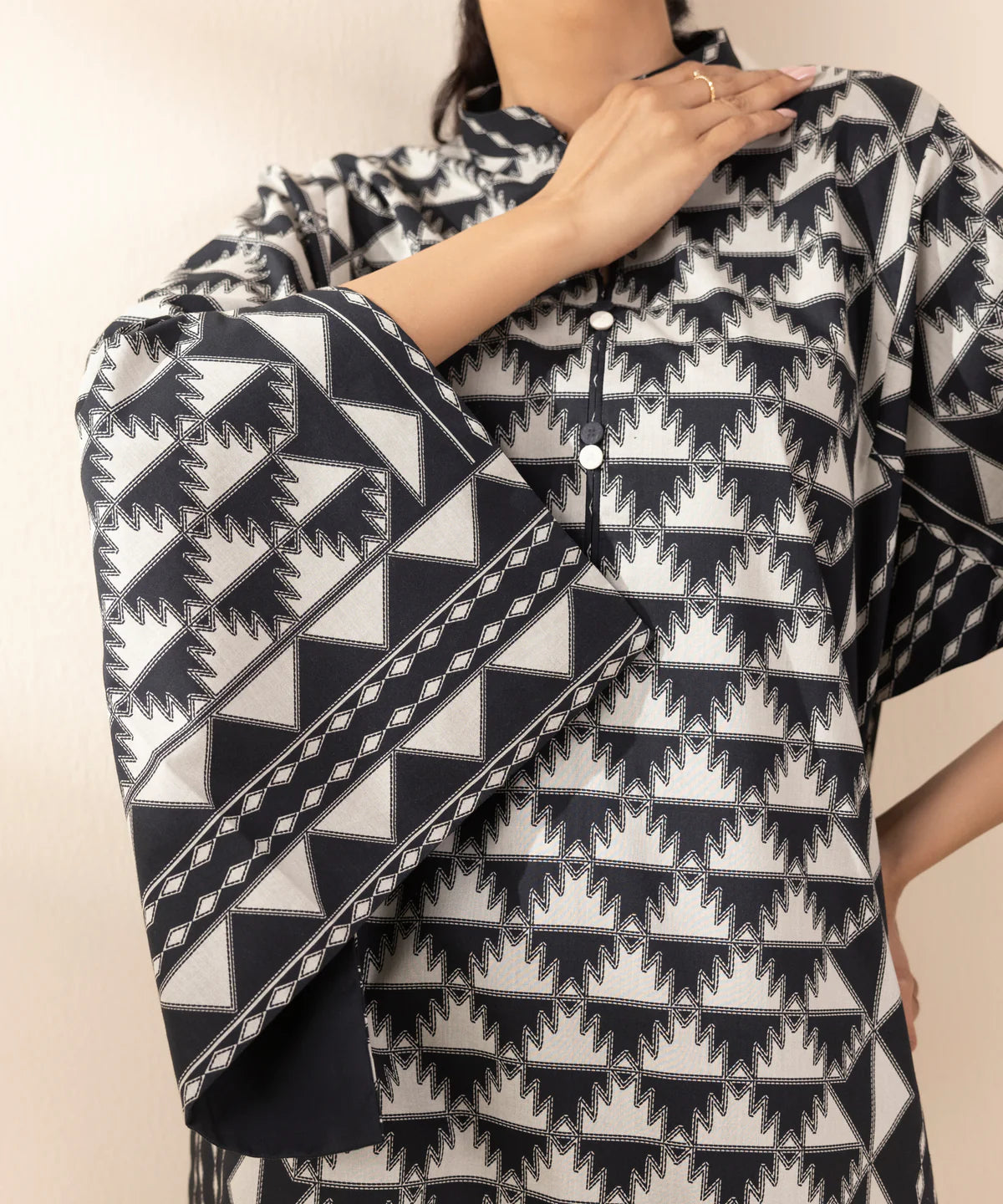 Unstitched 3-Piece - Printed Lawn Suit