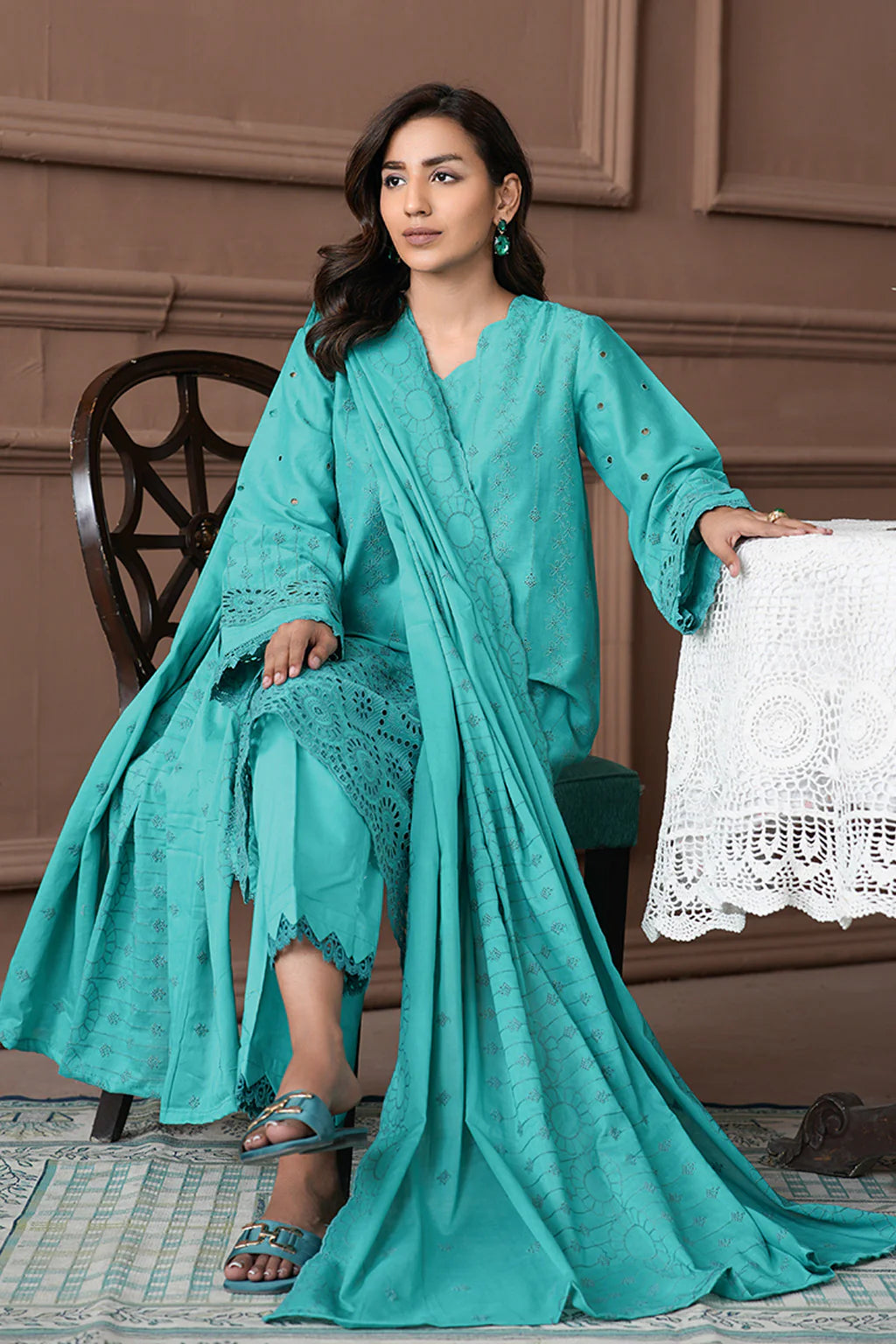 Chikankari Lawn With Chikankari Lawn Dupatta 3Pc