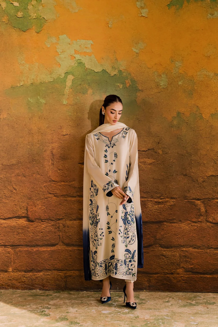 Juliette - 3pc Embroidred Suit - Premium Fabric