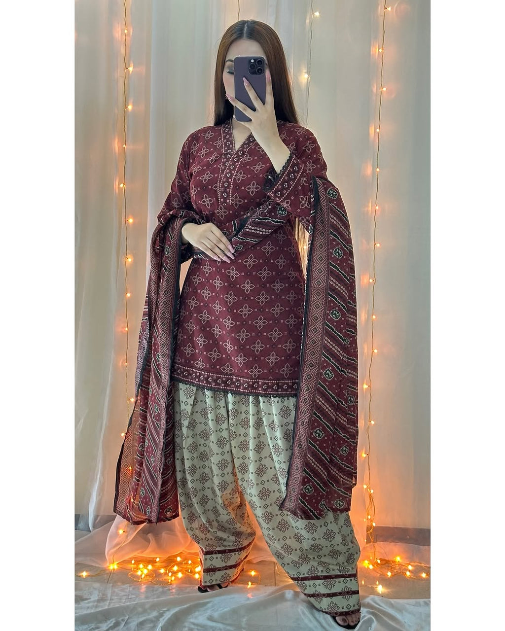 Ajrak Mehroon (Farshi Shlwar) Digital 3 PCs